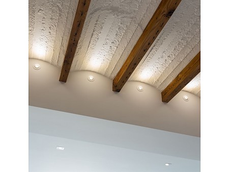 We plan the perfect lighting for your architecture and interior design project.