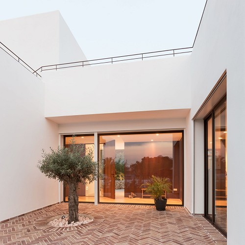 Construction of a single-family home in Jávea